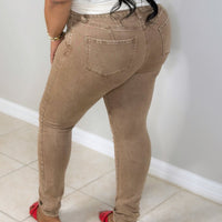 Favorite Jeans- Brown